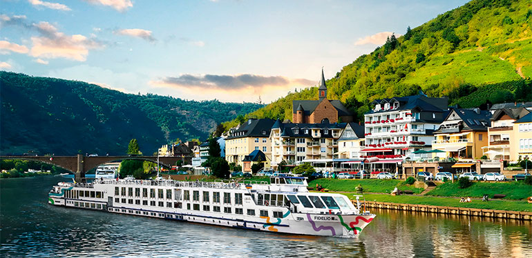 Cruceros Crucemundo. SoloCruceros.com