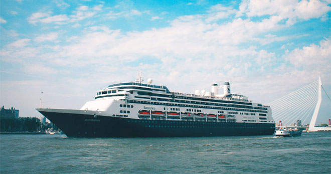 Rotterdam, Holland America Line. SoloCruceros.com Rotterdam, Holland America Line. SoloCruceros.com