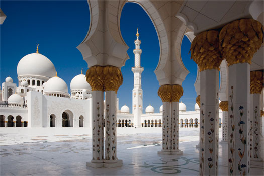 Mezquita Sheikh Zayed - Mezquita blanca, Abu Dabi. SoloCruceros.com Mezquita Sheikh Zayed - Mezquita blanca, Abu Dabi. SoloCruceros.com