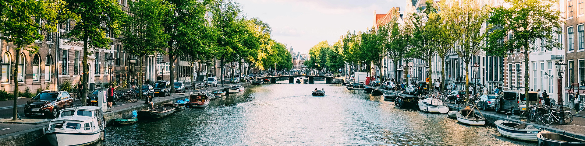 Cruceros desde Ámsterdam al mejor precio, canales. SoloCruceros.com