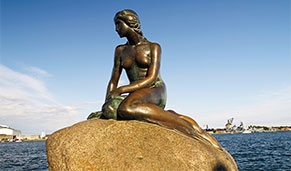 Estatua de la Sirenita, Copenhague. SoloCruceros.com Estatua de la Sirenita, Copenhague. SoloCruceros.com