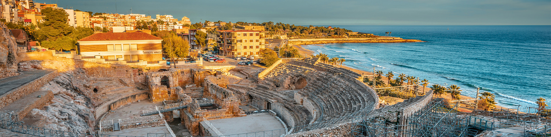 Cruceros desde Tarragona al mejor precio, Anfiteatro. SoloCruceros.com