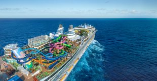 5-navieras-revolucionando-mercado-cruceros-rci-icon-of-the-seas-cubierta