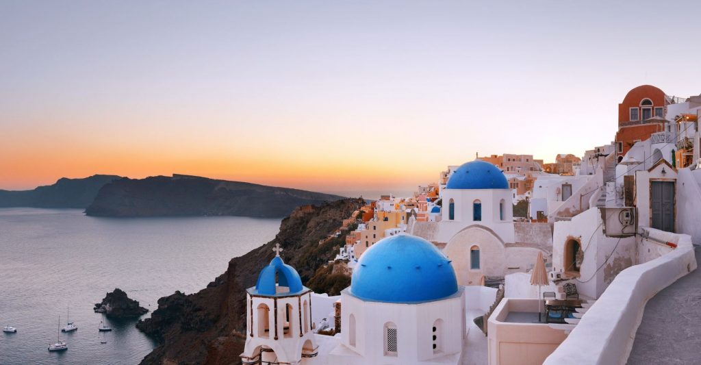 Atardecer en Santorini durante crucero por las Islas Griegas