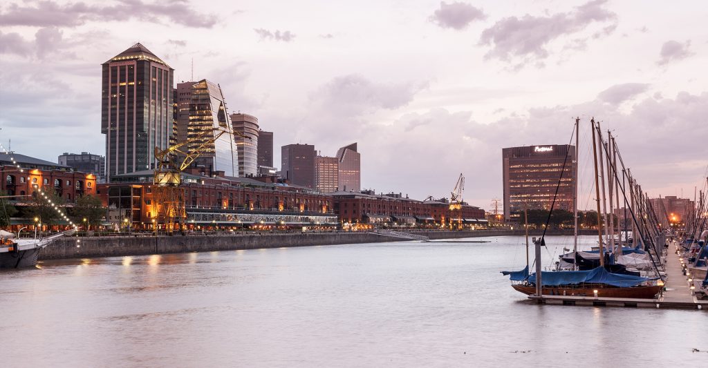 Escala de Crucero MSC: Buenos Aires, Argentina Imagen de una escala de Crucero MSC: Buenos Aires en Argentina