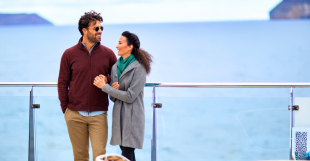 pareja-feliz-crucero