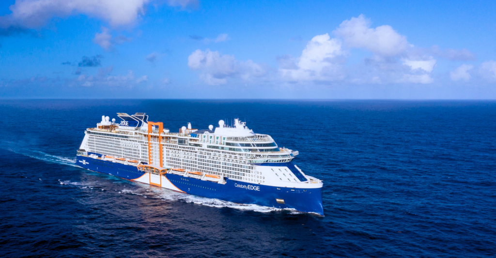 Crucero de MSC Cruceros de camino a Turquía Fotografía de un crucero de Celebrity Cruises de camino a realizar su escala en Turquía