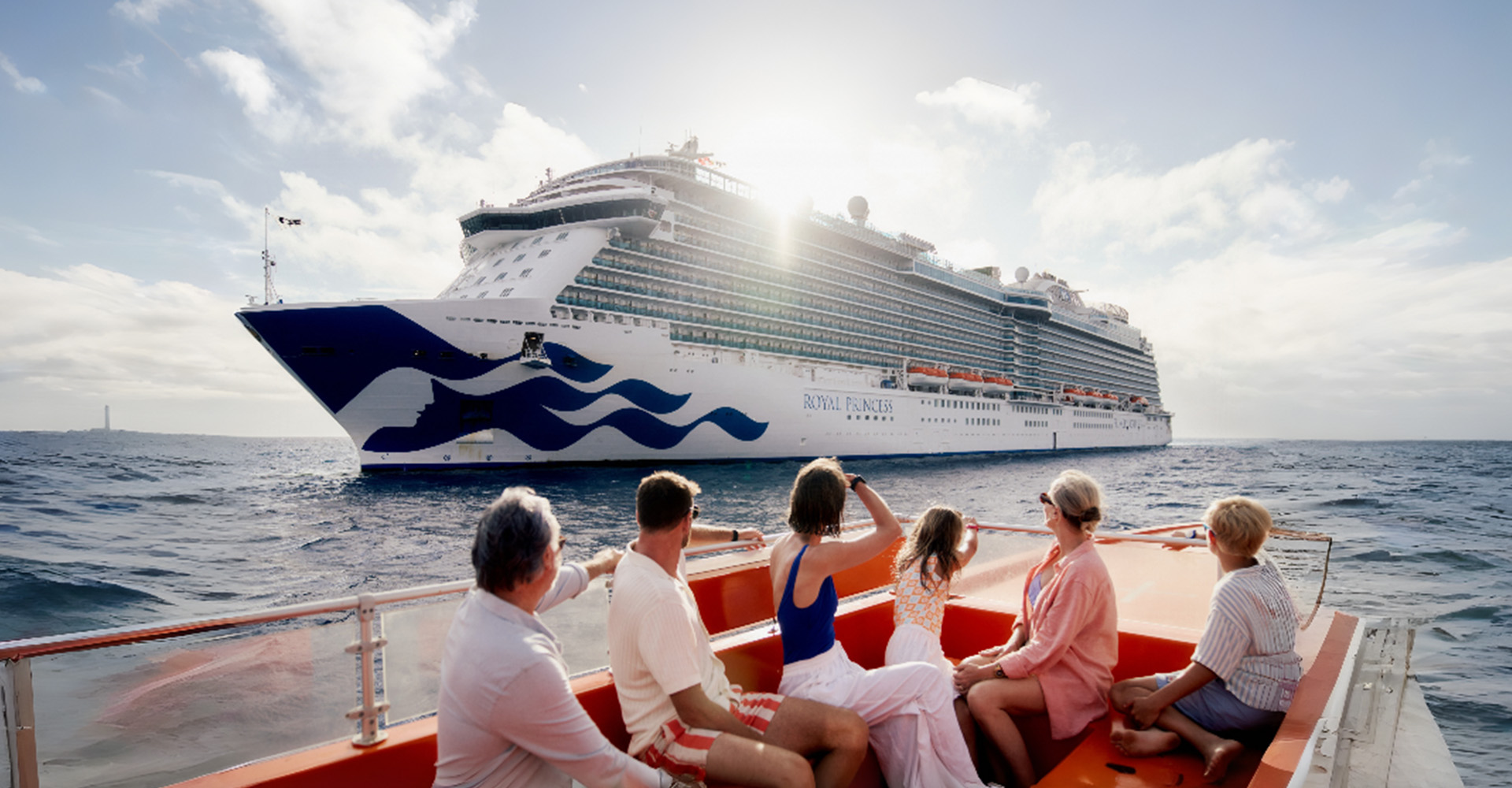 Como-Disfrutar-Escala-Crucero-Naviera-Princess-Familia-Lancha