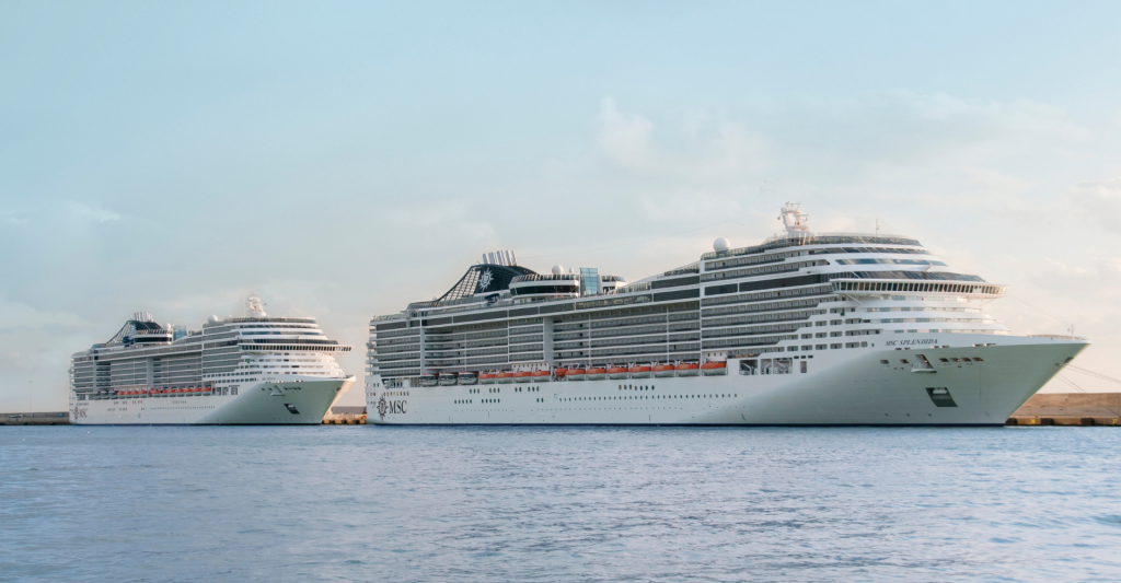 MSC Cruceros para una Luna de Miel inolvidable Barcos de MSC Cruceros atracados en puerto, una opción ideal para una Luna de Miel en crucero