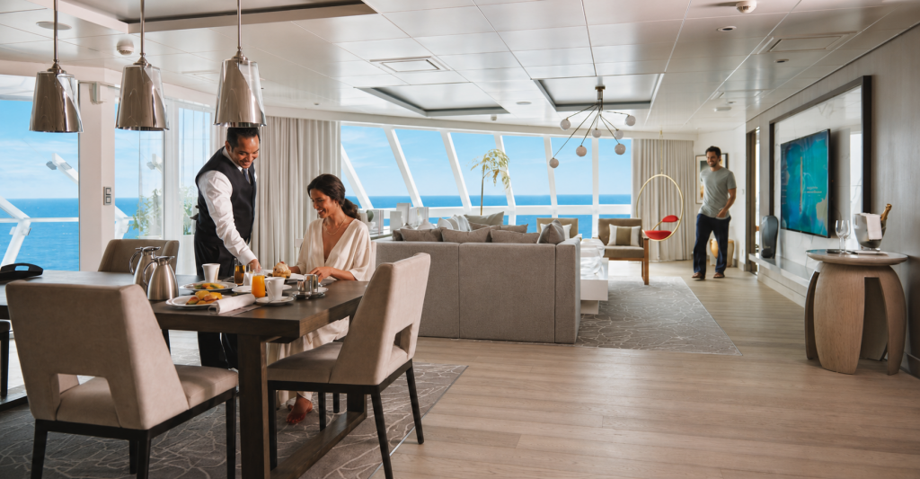 Suite de Silversea con dormitorio frente al mar Dormitorio de una suite de Silversea con vistas al océano