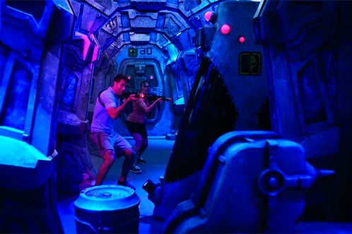 Instalaciones NCL, Laser Tag. SoloCruceros.com Instalaciones NCL, Laser Tag. SoloCruceros.com