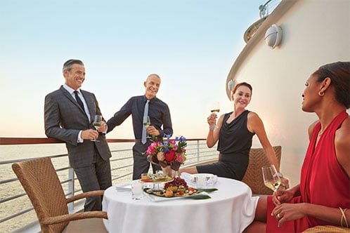 Champagne con Seabourn. SoloCruceros.com