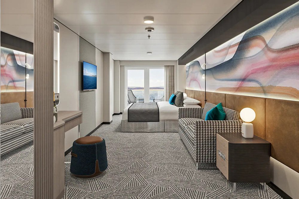 Club Suite con balcón (en proa)